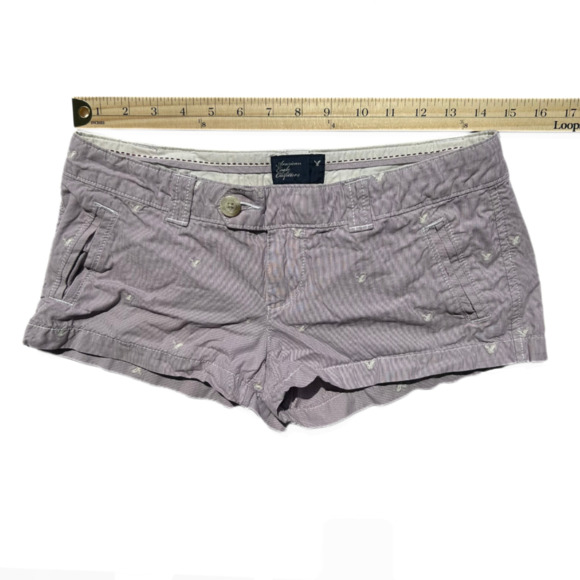 American Eagle White Seersucker Cotton Roll Up Embroidered Logo Shorts Sz 2 - Picture 5 of 7